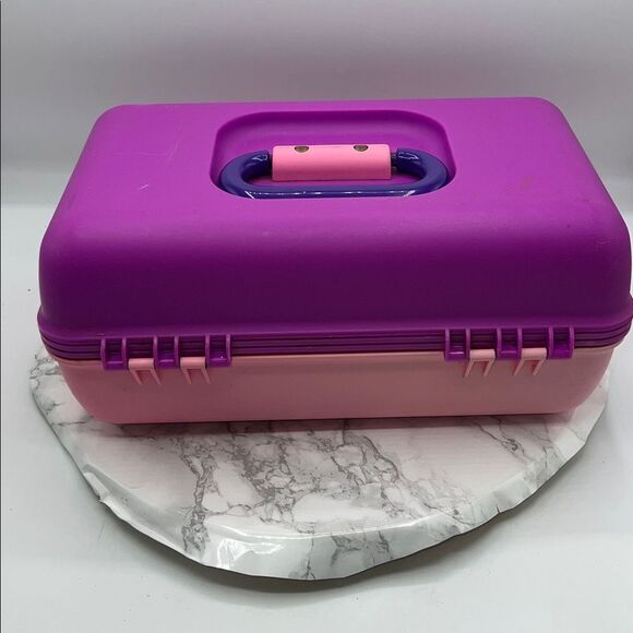 CABOODLES Vintage Purple and Pink Makeup Case - Picture 2 of 8